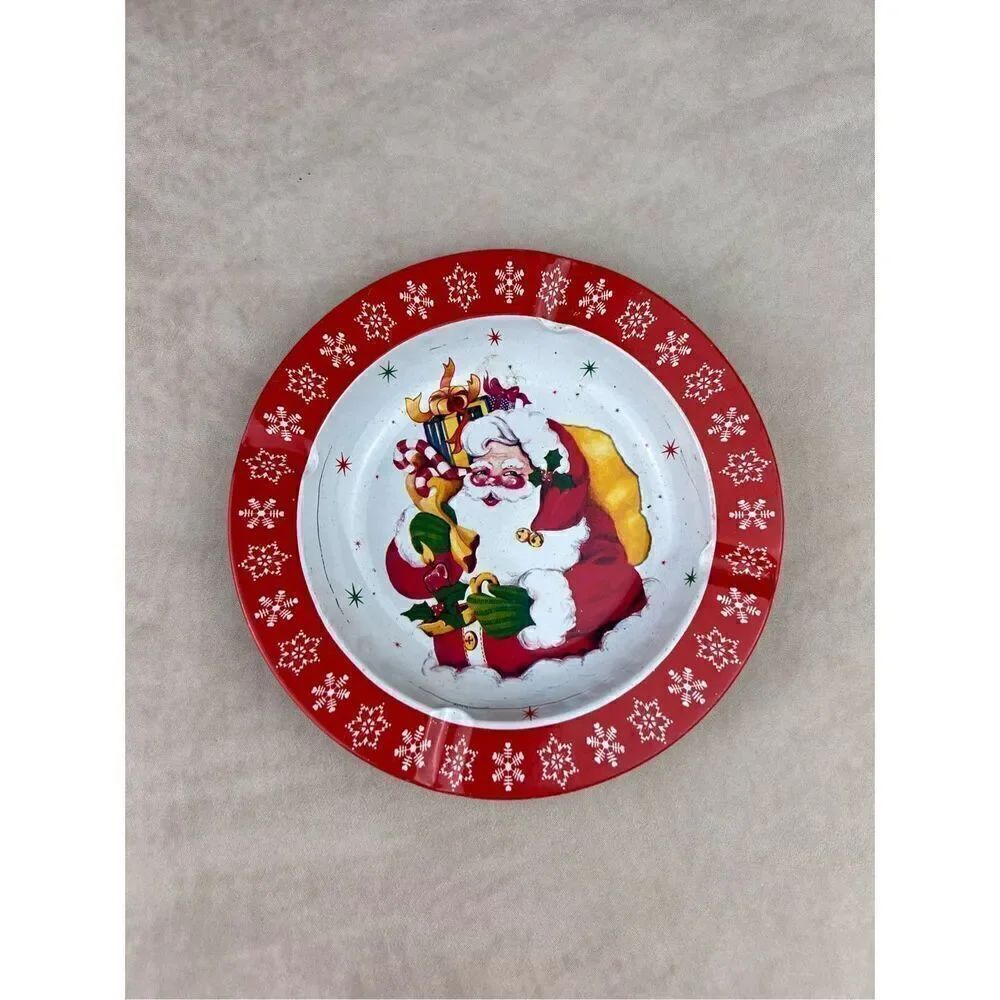 1960s 1970s Vintage Kitchsy Santa Ashtray